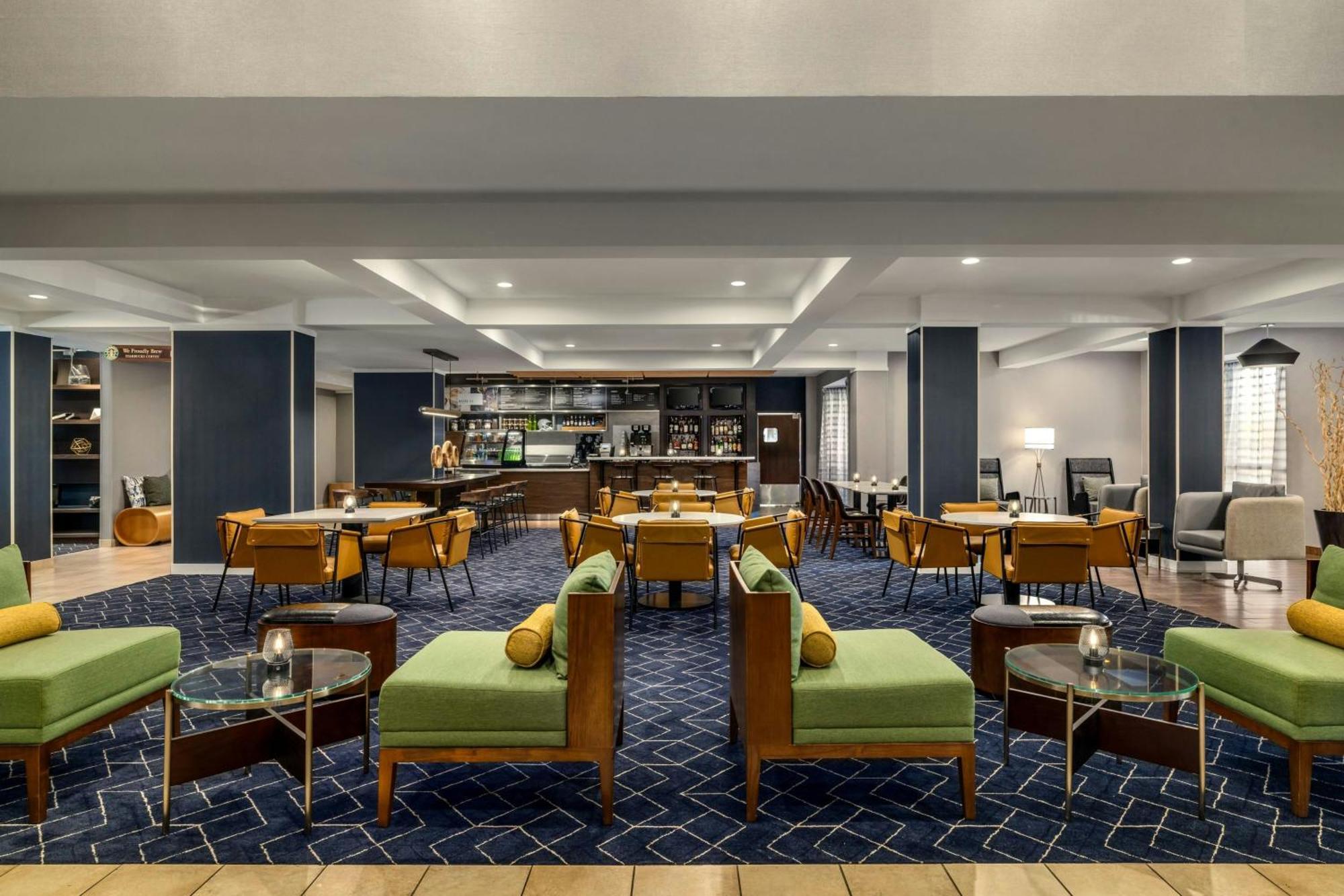 Courtyard Richmond Честер Экстерьер фото