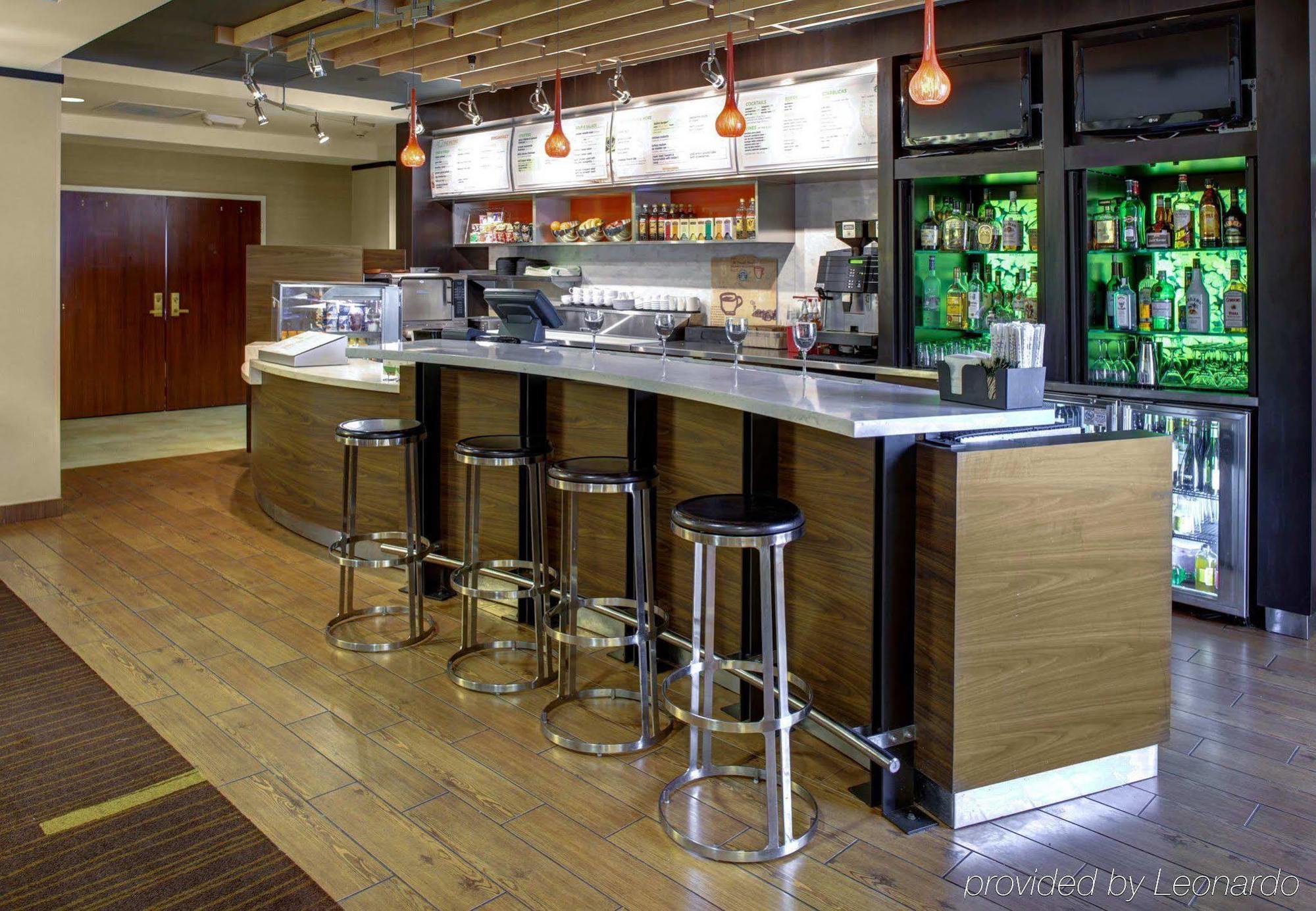 Courtyard Richmond Честер Экстерьер фото